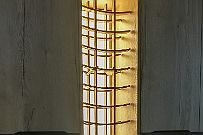 Casier bouteilles -162941 Le fond est un panneau Led qui ne chaufe pas. Y a plus qu'à mettre les bouteilles.