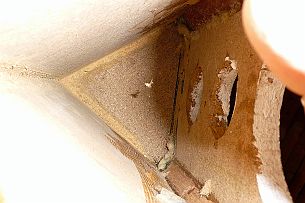 P1030422 L'intérieur de la petite enceinte 2 voies.