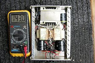 Sr5 L'alimentation HT et BT. Attention les doigts, la HT, ça pique !