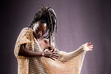Coumba danse en contre jour