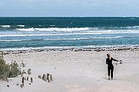 Australie 0331 2150 - Geraldton Ben mince. Pas de vagues ici non plus. C'est le vent. Mon souvenir était tellement plus beau, grand, ensoleillé ...