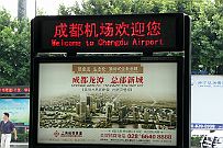 P1140426 Nous sommes arrivés à Chengdu dans la province de Sichouan Une petite ville de plus de 10 million d'habitants !