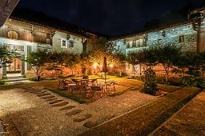 Chine_Moxalain_PERRIERE_19068 null