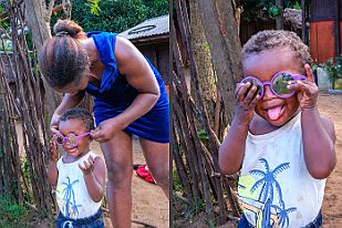 MAD31221Pa Un clown et sa maman.