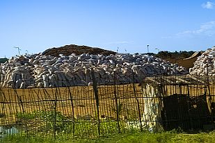 20250617_142152 A l'horizon on apperçoit le 