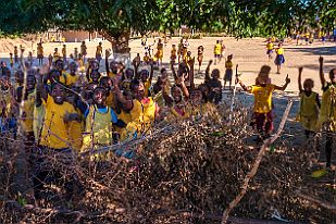 MAD32390 Salut l'école !!! Bonjour les Vazahas (ça va me manquer, je le sens !)