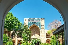 PERRIERE-OUZBEKISTAN_12541-Dx null