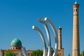 PERRIERE-OUZBEKISTAN_13024-Dx null