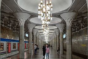 PERRIERE-OUZBEKISTAN_13177-Dx-Modifier null