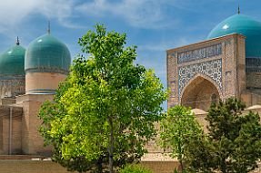 PERRIERE-OUZBEKISTAN_13970-Dx-Modifier null