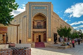 PERRIERE-OUZBEKISTAN_15613-Dx-Modifier null