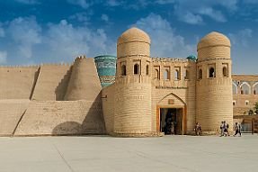 PERRIERE-OUZBEKISTAN_16598-Dx-Modifier null