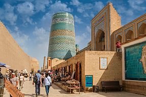 PERRIERE-OUZBEKISTAN_16619-Dx-Modifier null
