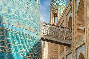 PERRIERE-OUZBEKISTAN_16628-Dx-Modifier null