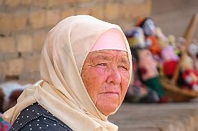 PERRIERE-OUZBEKISTAN_16706-Dx null