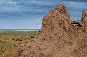 PERRIERE-OUZBEKISTAN_17386-Dx null