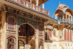 INDA0585-HDRnew null