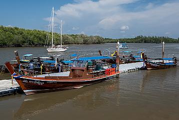 Le géant de Khao Khanap Nam