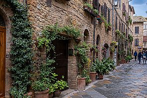 Toscane Perriere W 1850-HDR Pienza, encore la pluie.