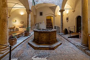 Toscane Perriere W 1874-RAF_DxO_DeepPRIMEXD-HDR