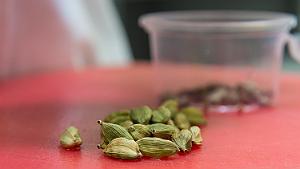 JM.Gautier - 03 - Homard 002 Cardamome (et non CardamoNe)